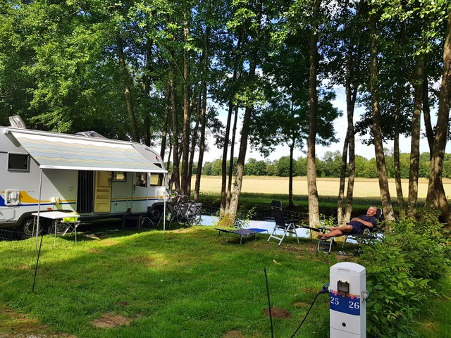 c0075b6b-fb83-46db-a8d2-886a80c2f4ff