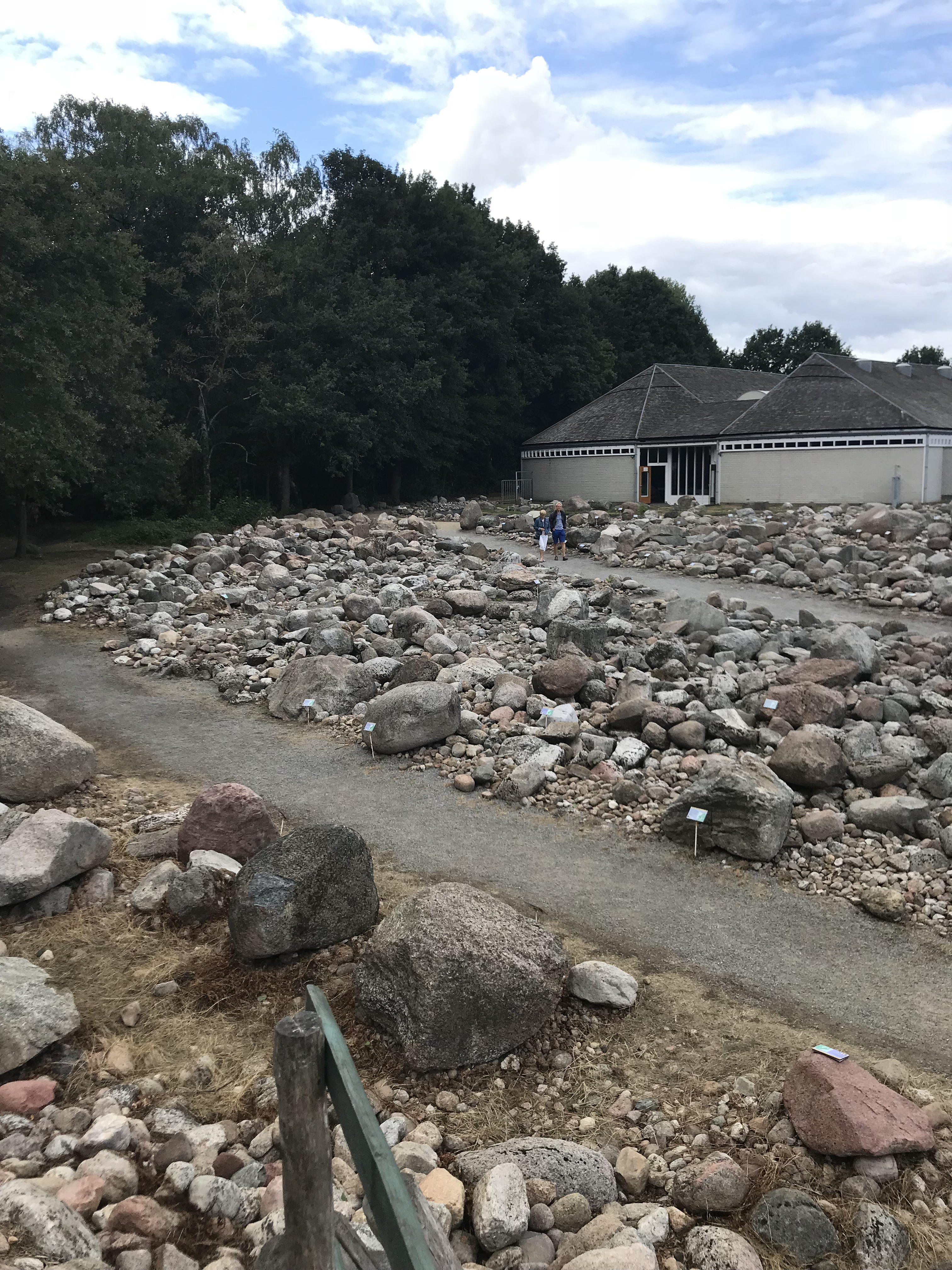 M7JrzCsUTWGJWheIZ7b7Qg